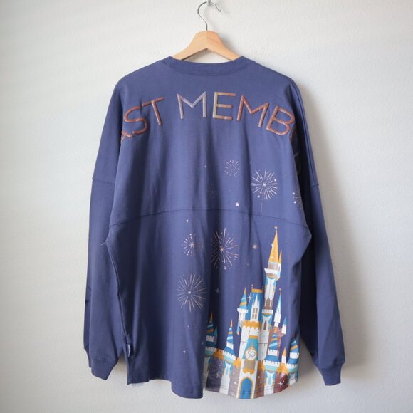 Walt Disney World 50th Anniversary Cast Member Castle Spirit Jersey | M - Picture 1 of 8